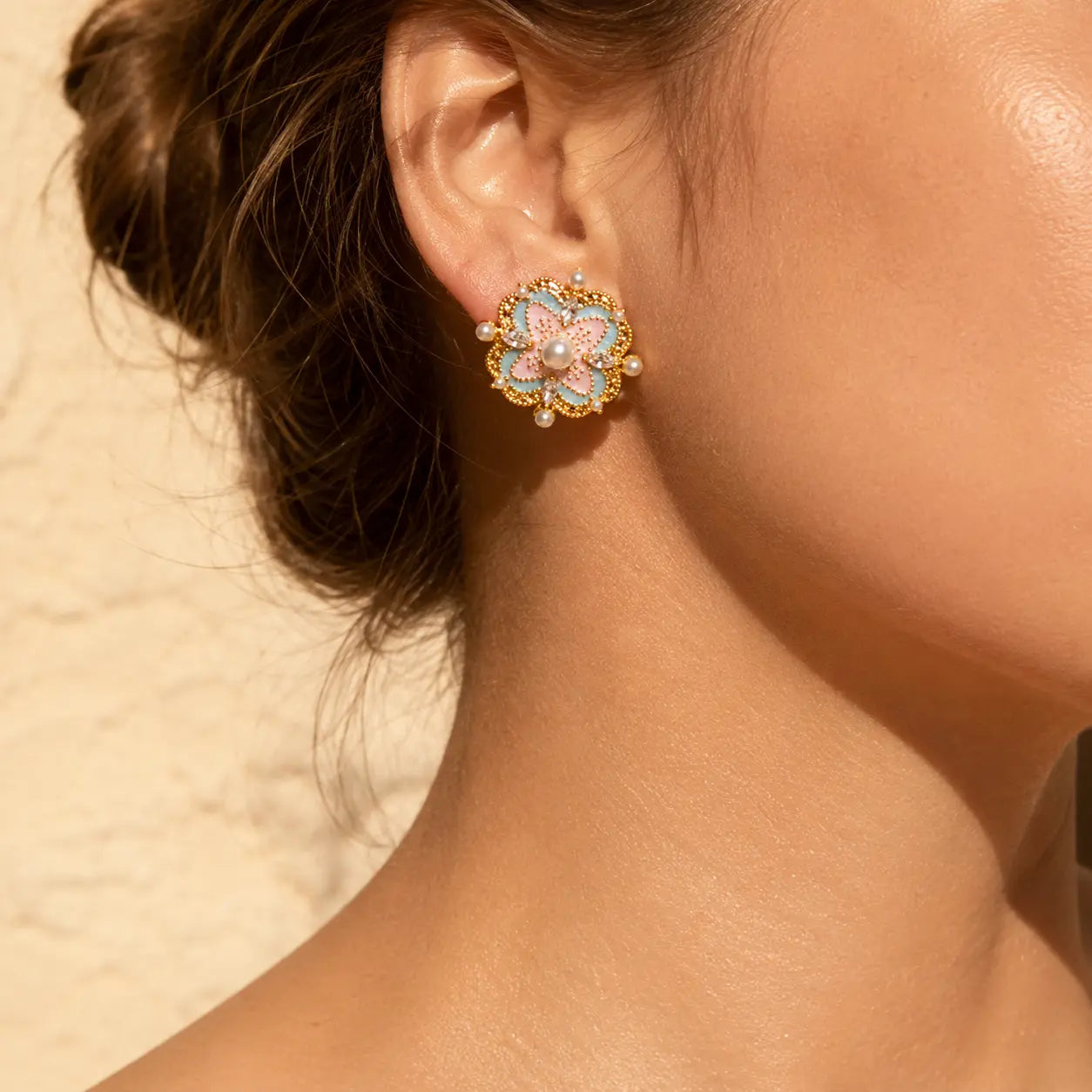 Pastel Flower Focus Earrings