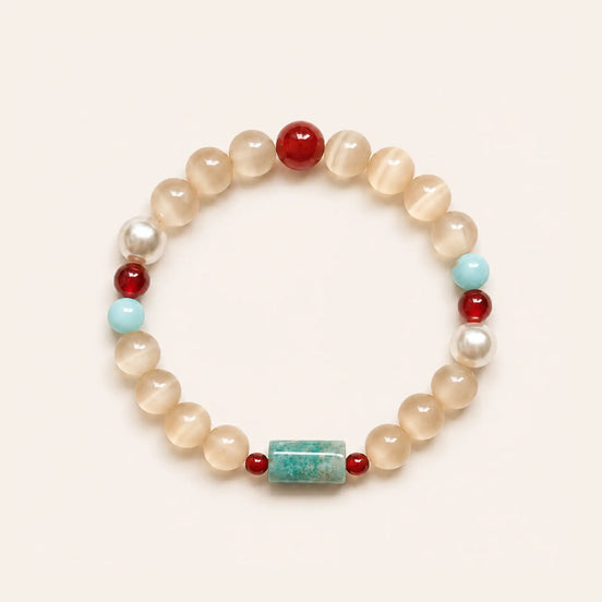 Champagne cat's eye bracelet by TheFuMaster