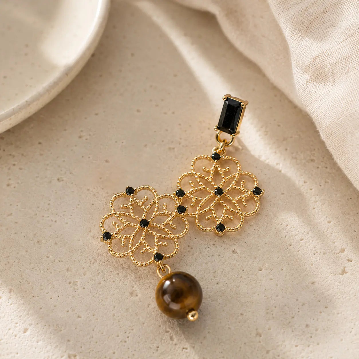 Flower Tiger Eye Focus Earrings