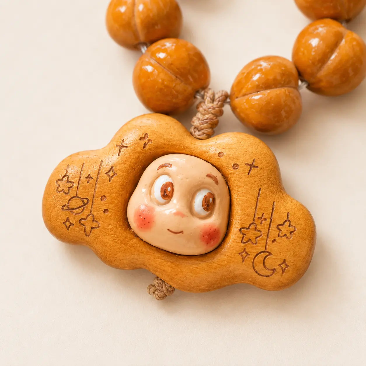 Peach Pit Handheld Beads detail view