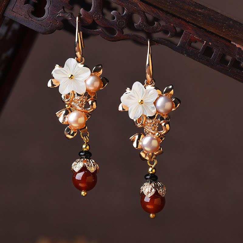 White tridacna flower earrings with red beads for prosperity and charm – TheFuMaster